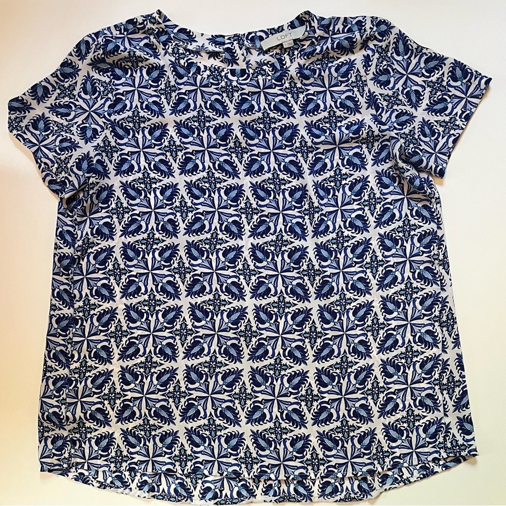 LOFT short sleeve blouse